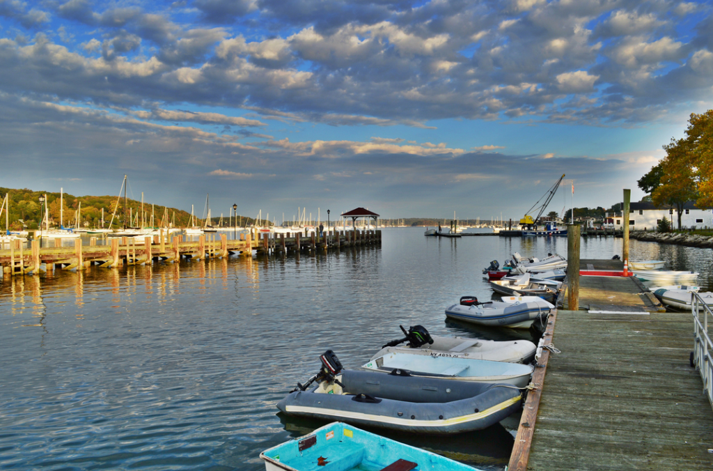 Moving company in northport pier